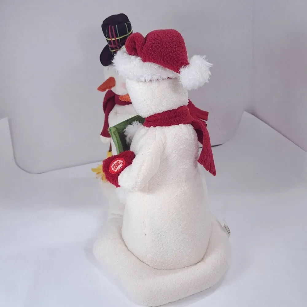 Hallmark Jingle Pals Mr Mrs Snowman Caroling Wish Merry Christmas plush snowman